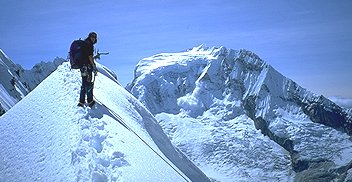 Vallunaraju and avalanche on Ranrapalca